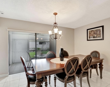 4660 Greentree Place - Photo Thumbnail 12