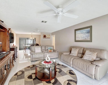 4660 Greentree Place - Photo Thumbnail 15