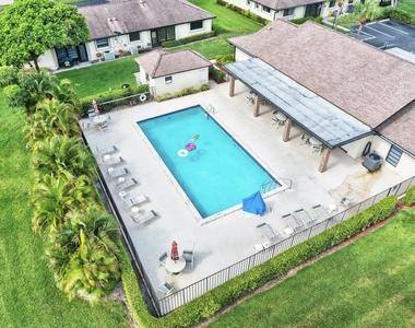 4660 Greentree Place - Photo Thumbnail 18