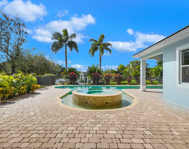 7186 Sw Quiet River Court - Photo Thumbnail 21