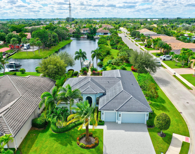 7186 Sw Quiet River Court - Photo Thumbnail 7