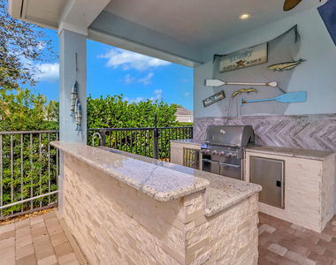 7186 Sw Quiet River Court - Photo Thumbnail 24