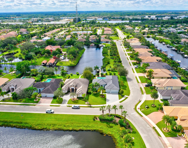 7186 Sw Quiet River Court - Photo Thumbnail 10