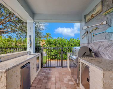 7186 Sw Quiet River Court - Photo Thumbnail 23
