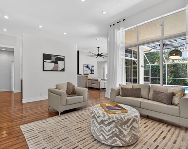 7235 Nw 63rd Terrace - Photo Thumbnail 7