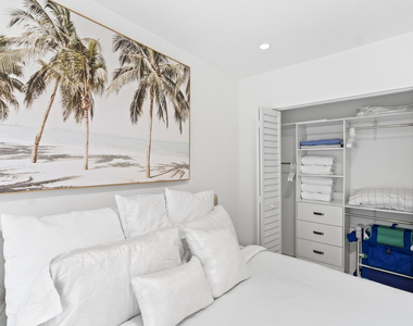 235 Ne 20th Street - Photo Thumbnail 17
