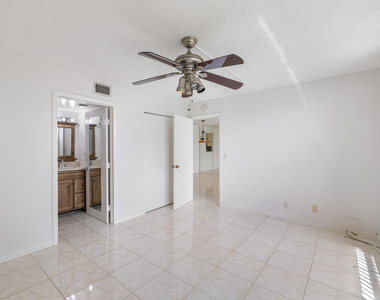 1480 Nw 80th Avenue - Photo Thumbnail 20