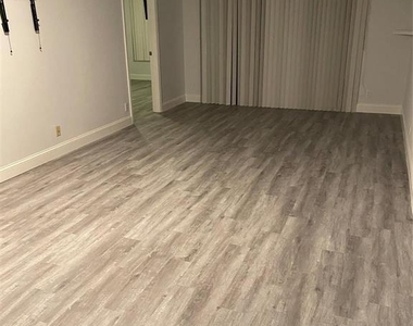 3350 Jaywood Terrace - Photo Thumbnail 3