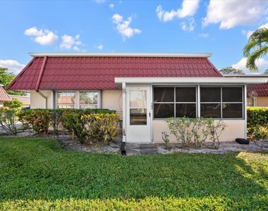 102 Amherst Lane - Photo Thumbnail 11