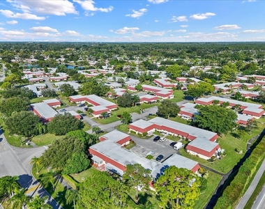 102 Amherst Lane - Photo Thumbnail 21