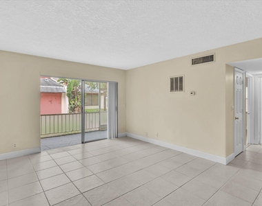 644 Nw 13th Street - Photo Thumbnail 13
