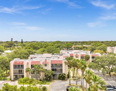 644 Nw 13th Street - Photo Thumbnail 1