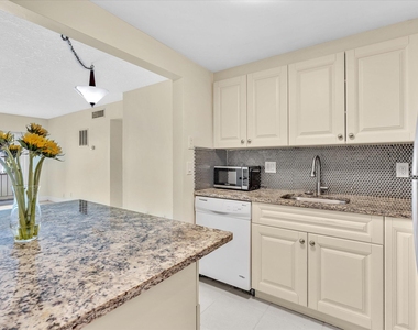 644 Nw 13th Street - Photo Thumbnail 9