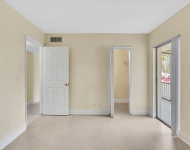 644 Nw 13th Street - Photo Thumbnail 24