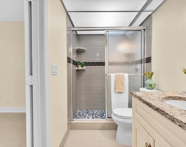 644 Nw 13th Street - Photo Thumbnail 18