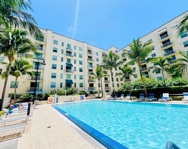 610 Clematis Street - Photo Thumbnail 19