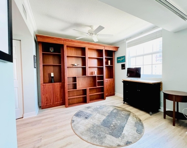 610 Clematis Street - Photo Thumbnail 12