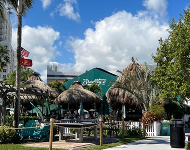 610 Clematis Street - Photo Thumbnail 32