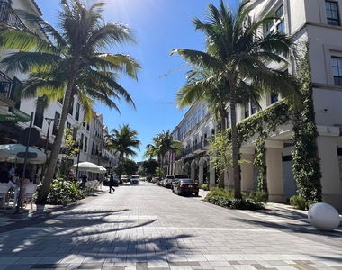 610 Clematis Street - Photo Thumbnail 37