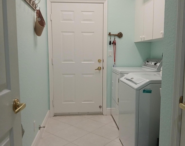 2325 Sailfish Cove Drive - Photo Thumbnail 10