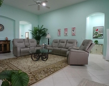 2325 Sailfish Cove Drive - Photo Thumbnail 4