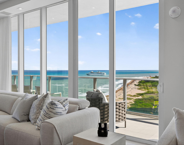3100 N Ocean Drive - Photo Thumbnail 6
