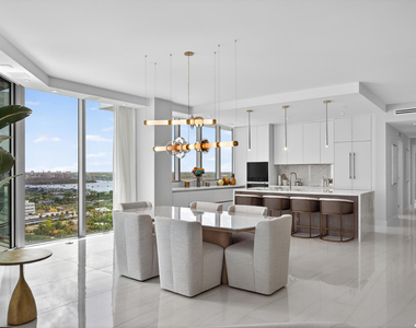 3100 N Ocean Drive - Photo Thumbnail 13