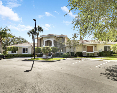 141 Sw Palm Drive - Photo Thumbnail 51