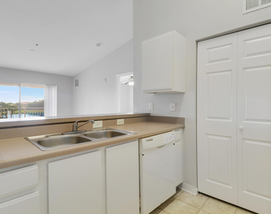 141 Sw Palm Drive - Photo Thumbnail 25