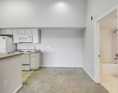 141 Sw Palm Drive - Photo Thumbnail 36