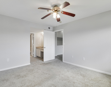 141 Sw Palm Drive - Photo Thumbnail 12