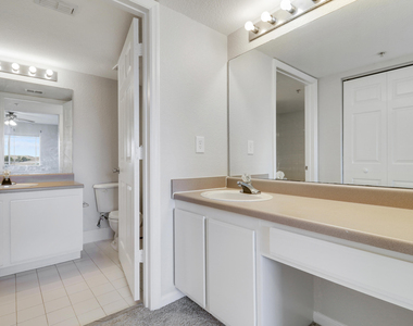 141 Sw Palm Drive - Photo Thumbnail 14