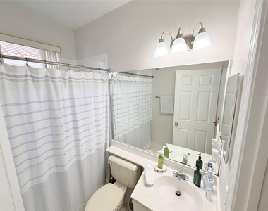 4965 Sw 153rd Avenue - Photo Thumbnail 8