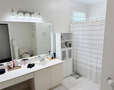 4965 Sw 153rd Avenue - Photo Thumbnail 6