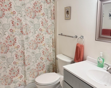 2950 Se Ocean Boulevard - Photo Thumbnail 10
