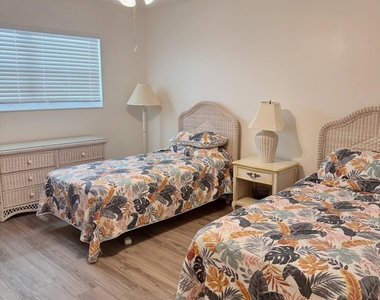 2950 Se Ocean Boulevard - Photo Thumbnail 9