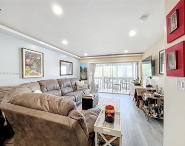 460 Paradise Isle Boulevard - Photo Thumbnail 17