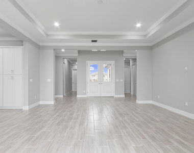 5182 Liberty Lane - Photo Thumbnail 5
