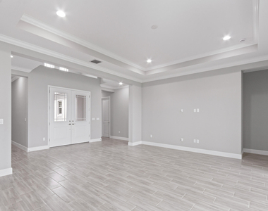5182 Liberty Lane - Photo Thumbnail 3