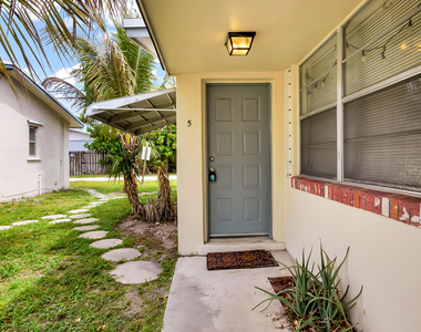 711 Se 15th Street - Photo Thumbnail 9