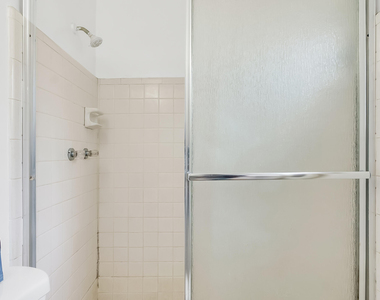 711 Se 15th Street - Photo Thumbnail 39