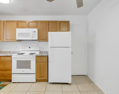 711 Se 15th Street - Photo Thumbnail 18
