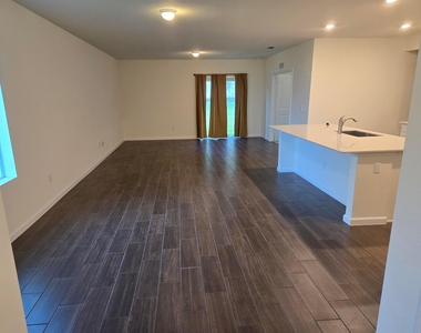 874 Bent Creek Drive - Photo Thumbnail 1