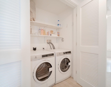 111 Se 1st Avenue - Photo Thumbnail 13