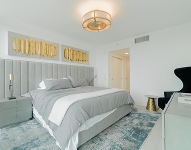 111 Se 1st Avenue - Photo Thumbnail 14