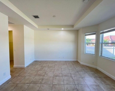11948 Sw Crestwood Circle - Photo Thumbnail 30