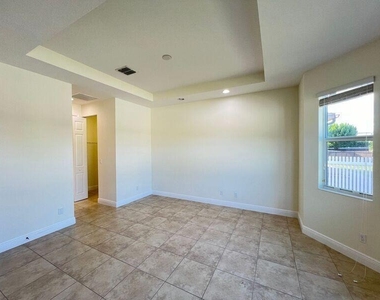 11948 Sw Crestwood Circle - Photo Thumbnail 23