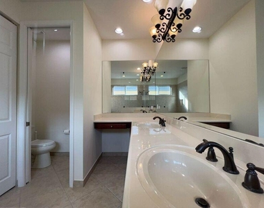11948 Sw Crestwood Circle - Photo Thumbnail 26