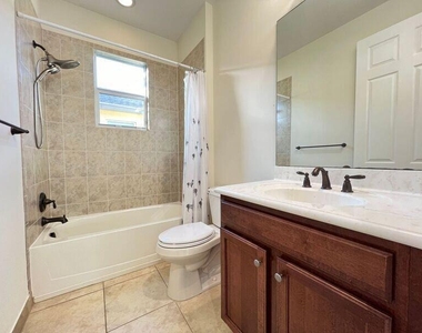 11948 Sw Crestwood Circle - Photo Thumbnail 38