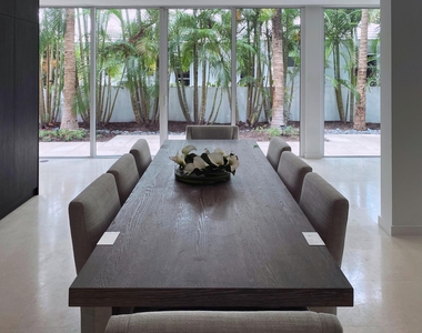 243 Venetian Drive - Photo Thumbnail 9
